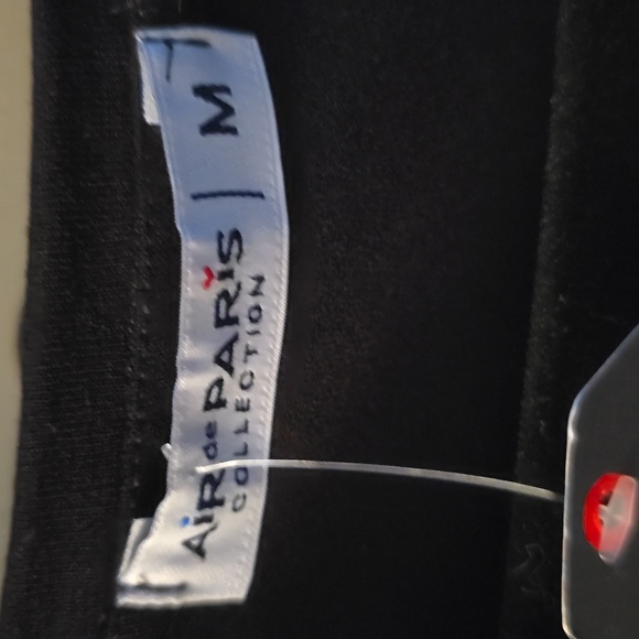 Eiffel tower T shirt   Size medium but runs like a small - Picture 3 of 4